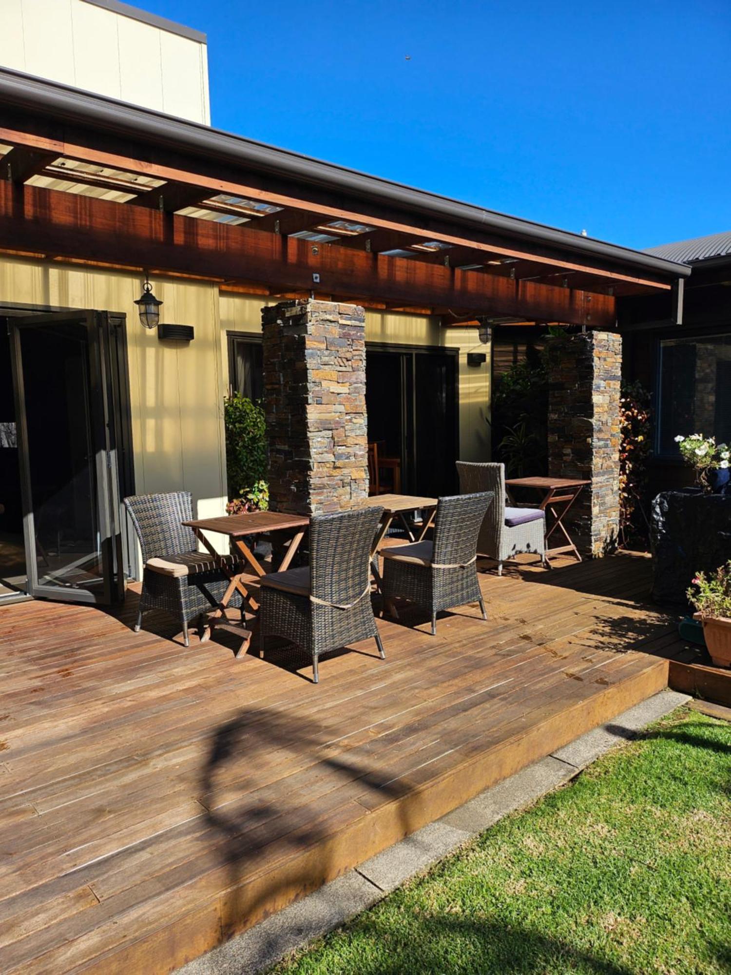 Heta Road B&B New Plymouth Exterior photo